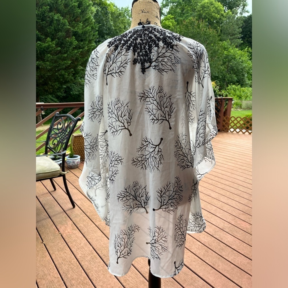 Beach ware cover up white and black beads size S embroidered - Picture 2 of 16